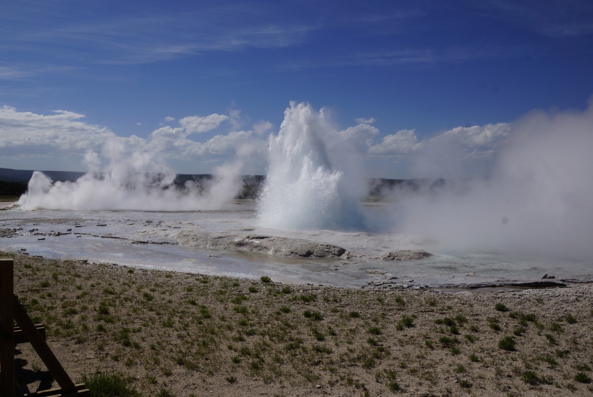 Fountain geyser