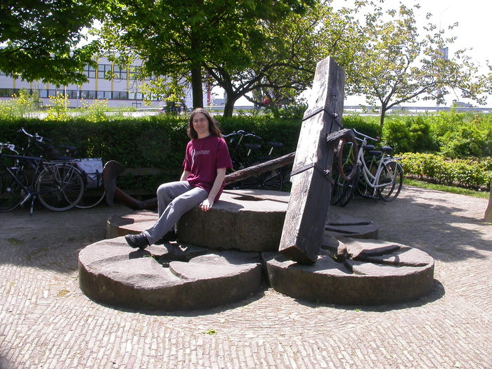 millstones and anchor