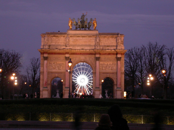 ferris wheel through arch