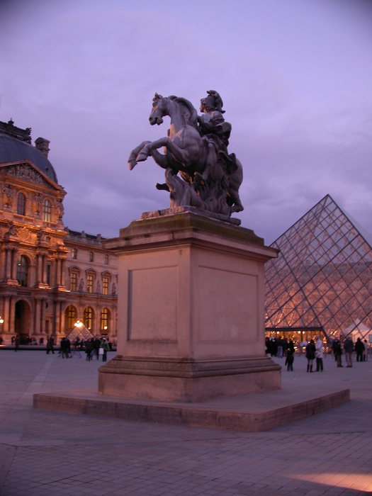 statue with lighting