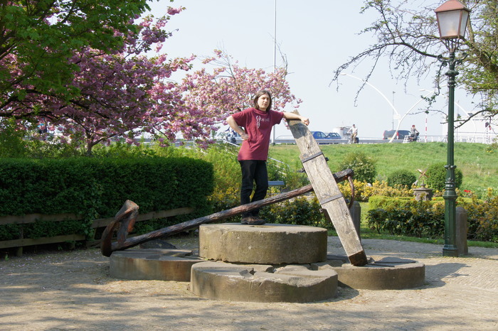 Eric with stones and anchor